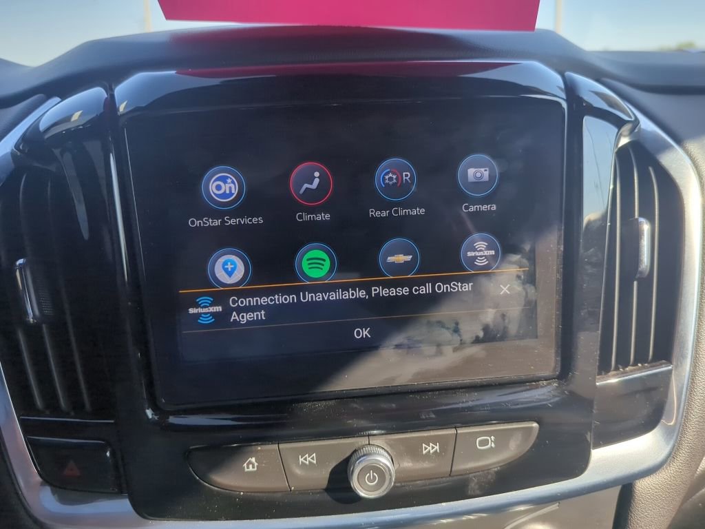 Used 2022 Chevrolet Traverse LT FWD image 32