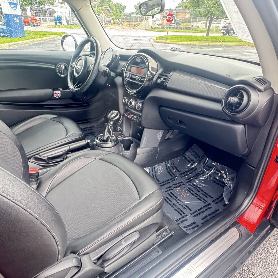 Used 2014 MINI Cooper 2-Door Hardtop FWD image 25