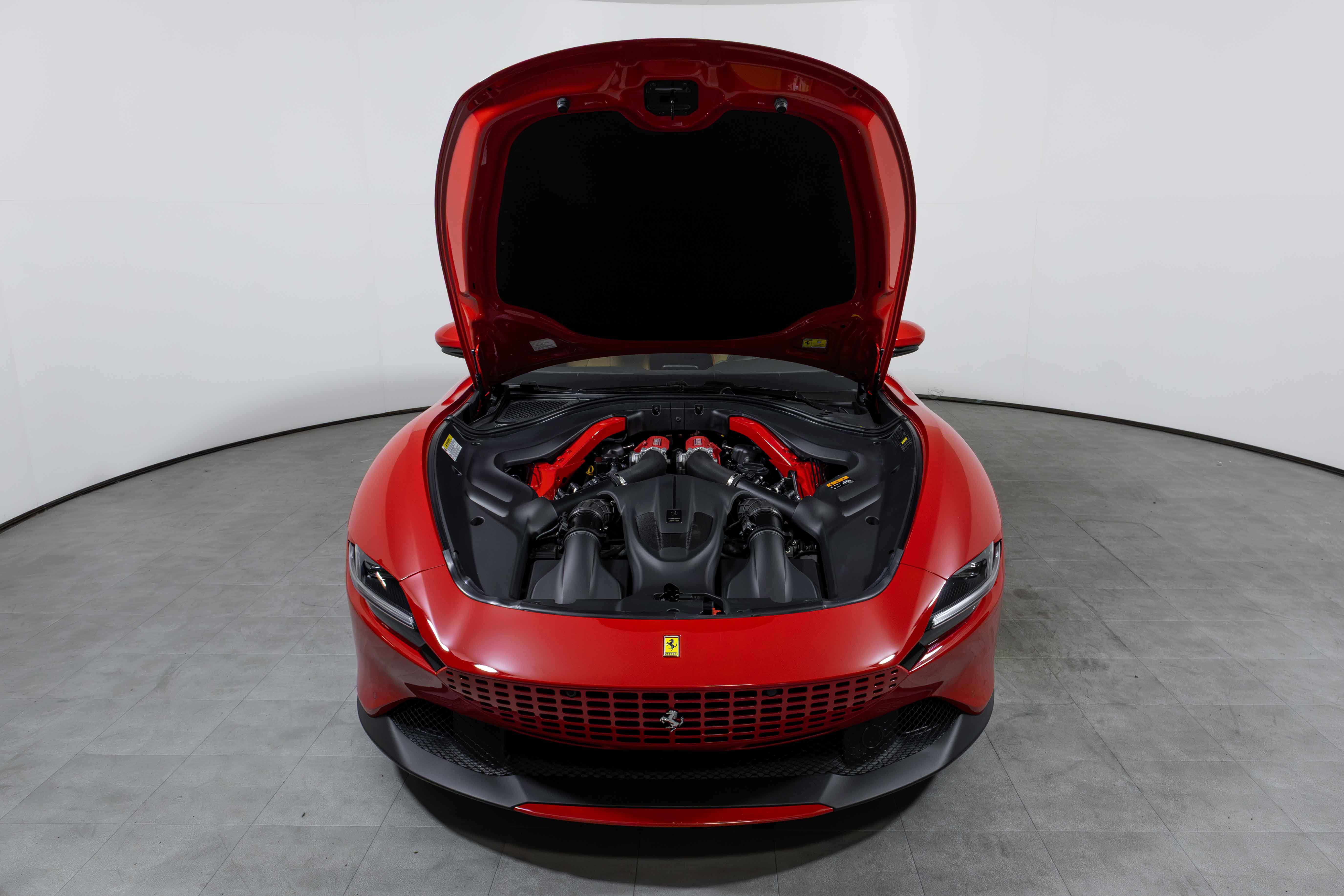Certified 2023 Ferrari Roma image 3