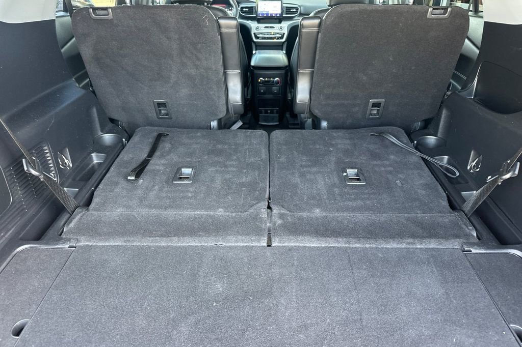 Used 2023 Ford Explorer XLT w/ Equipment Group 202A image 15