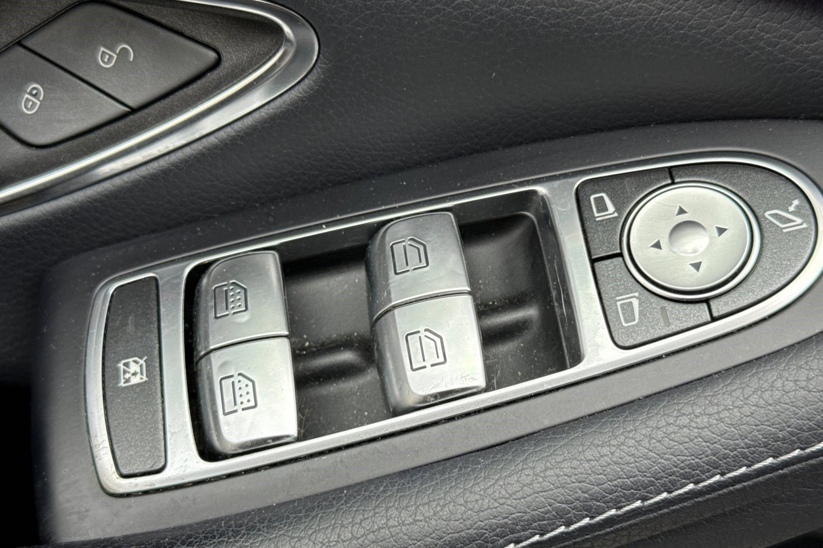 Used 2019 Mercedes-Benz S 450 Sedan image 13