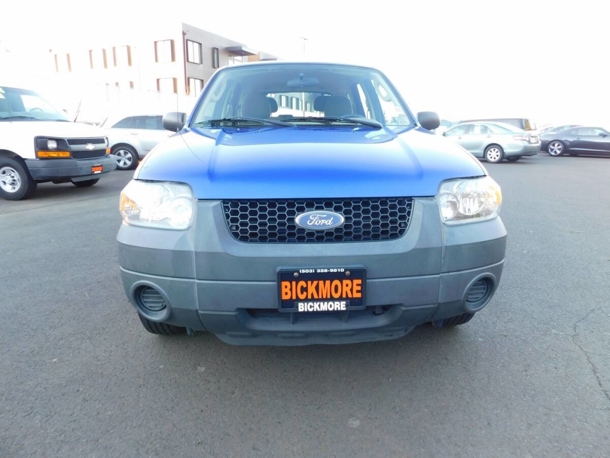 Used 2005 Ford Escape XLS FWD image 12