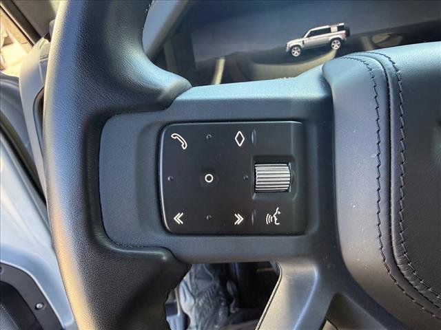Used 2023 Land Rover Defender 110 X-Dynamic SE image 16