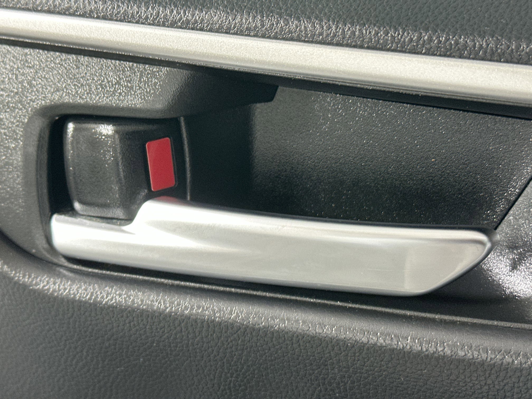 Used 2023 Toyota RAV4 XLE image 14