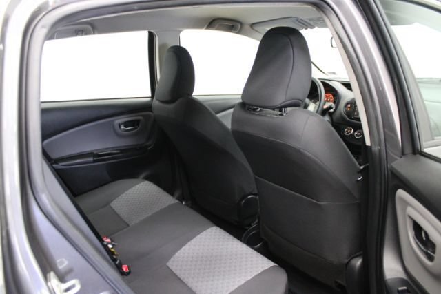 Used 2015 Toyota Yaris LE FWD image 21