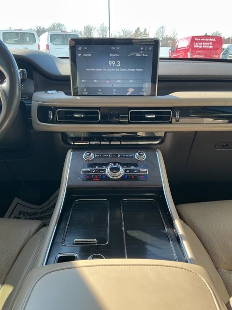Used 2020 Lincoln Aviator Reserve w/ Equipment Group 202A image 18