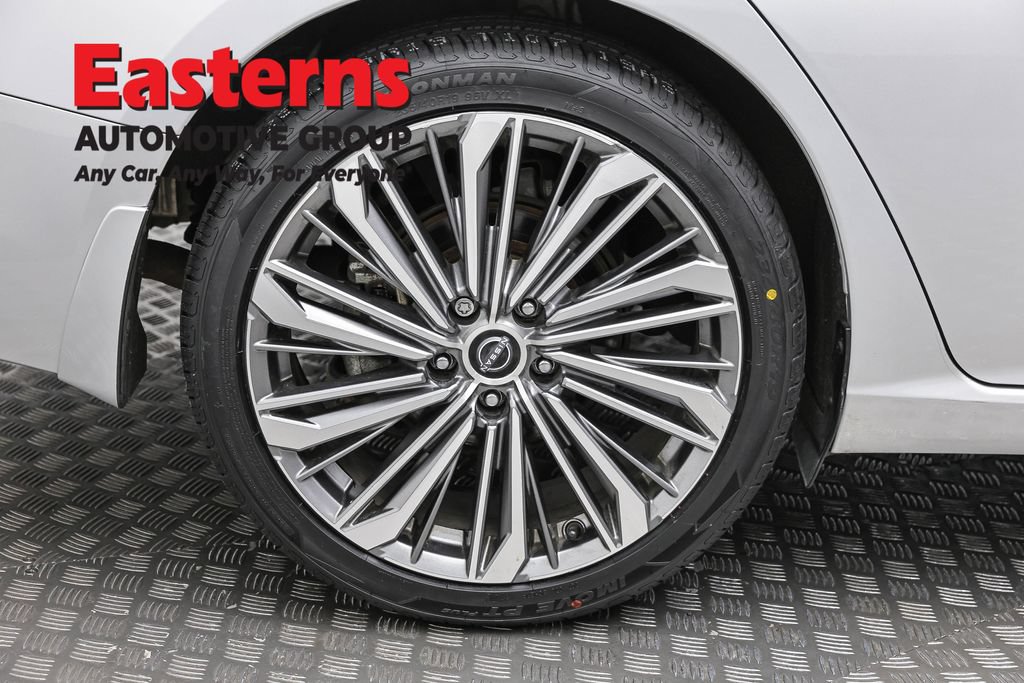Used 2023 Nissan Altima 2.5 SL FWD image 30