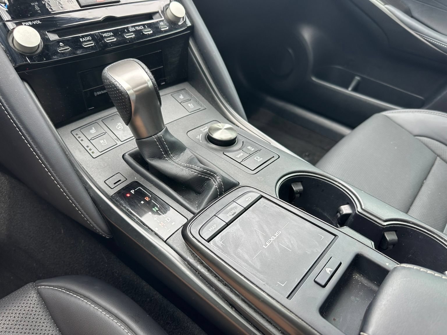 Used 2022 Lexus IS 350 F Sport w/ Dynamic Handling Package RWD image 16
