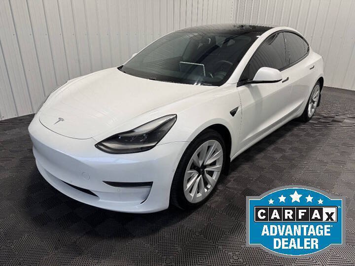 Used 2021 Tesla Model 3 Standard Range RWD image 1