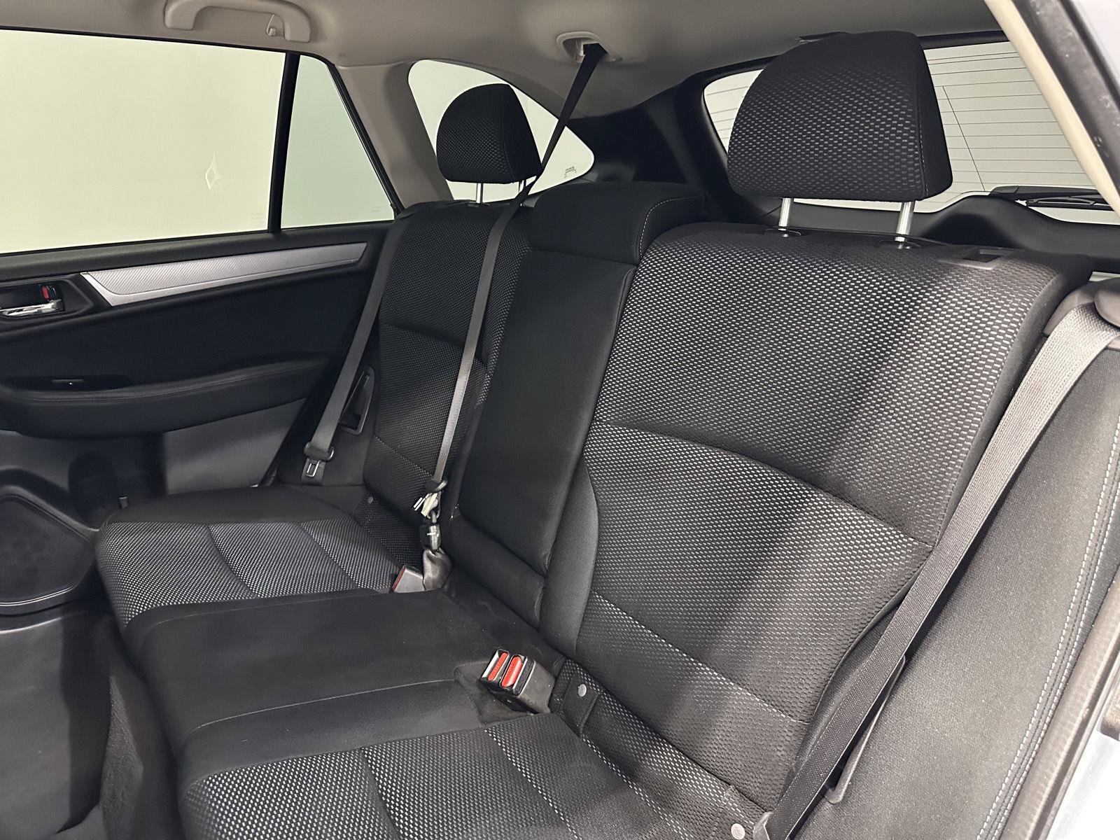 Used 2019 Subaru Outback 2.5i Premium w/ Popular Package #2 AWD/4WD image 28