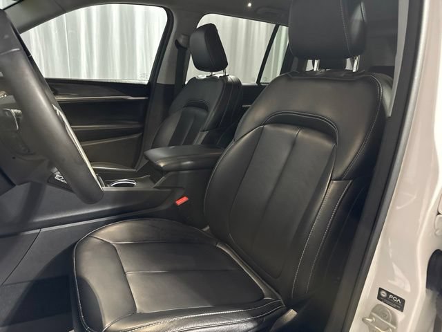 Used 2024 Jeep Grand Cherokee Limited AWD/4WD image 8