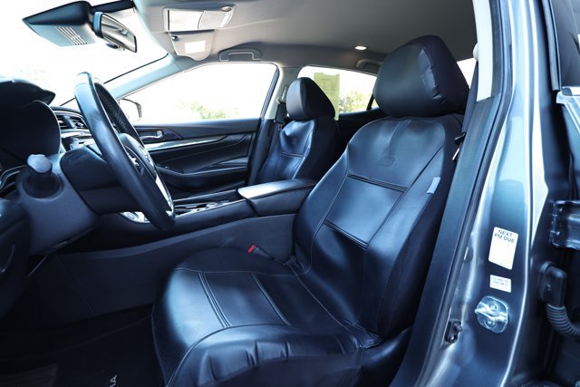 Used 2020 Nissan Maxima 3.5 SV w/ Floor Mat Group FWD image 23