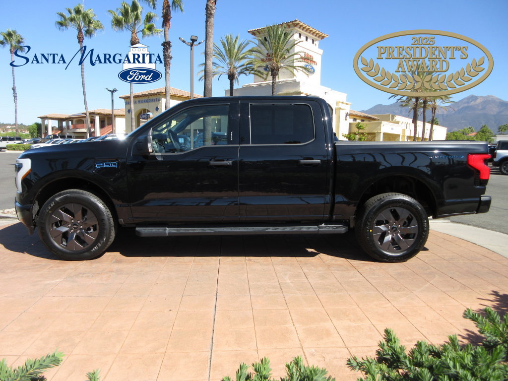 Certified 2024 Ford F150 Lightning XLT AWD/4WD image 1