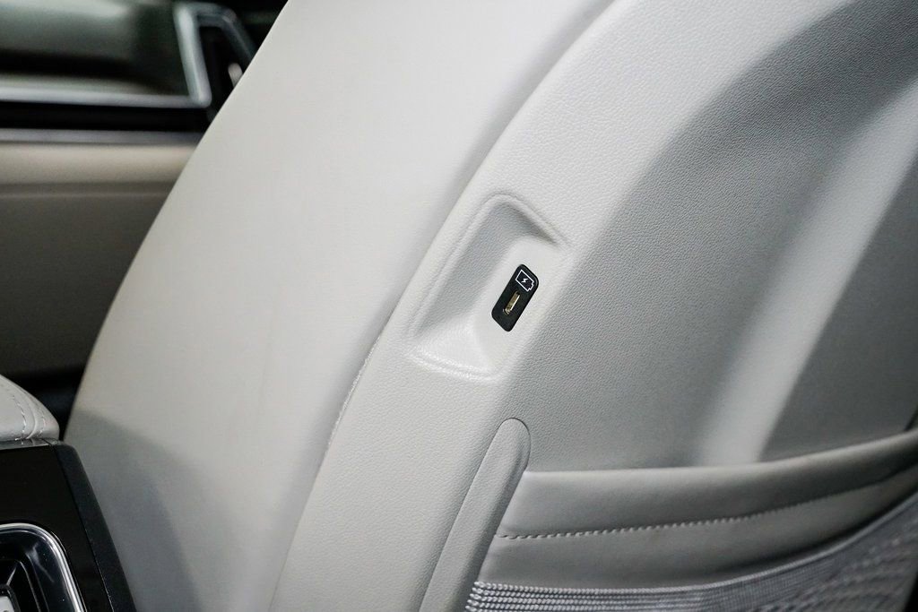 Certified 2024 Kia Sorento SX image 32