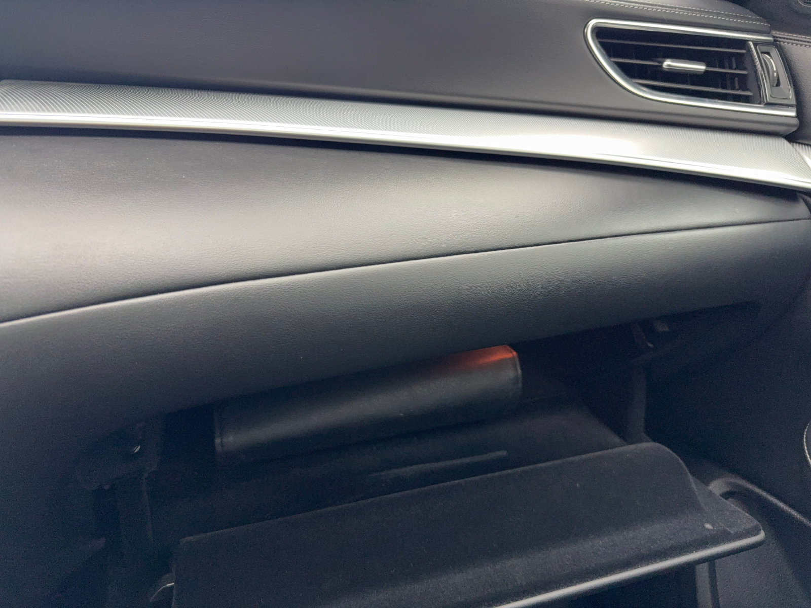 Used 2019 INFINITI QX50 Luxe w/ Navigation Package FWD image 32
