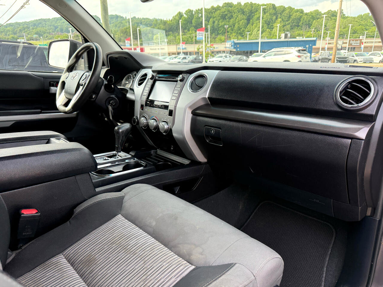 Used 2015 Toyota Tundra SR5 w/ TRD Off Road Package image 25