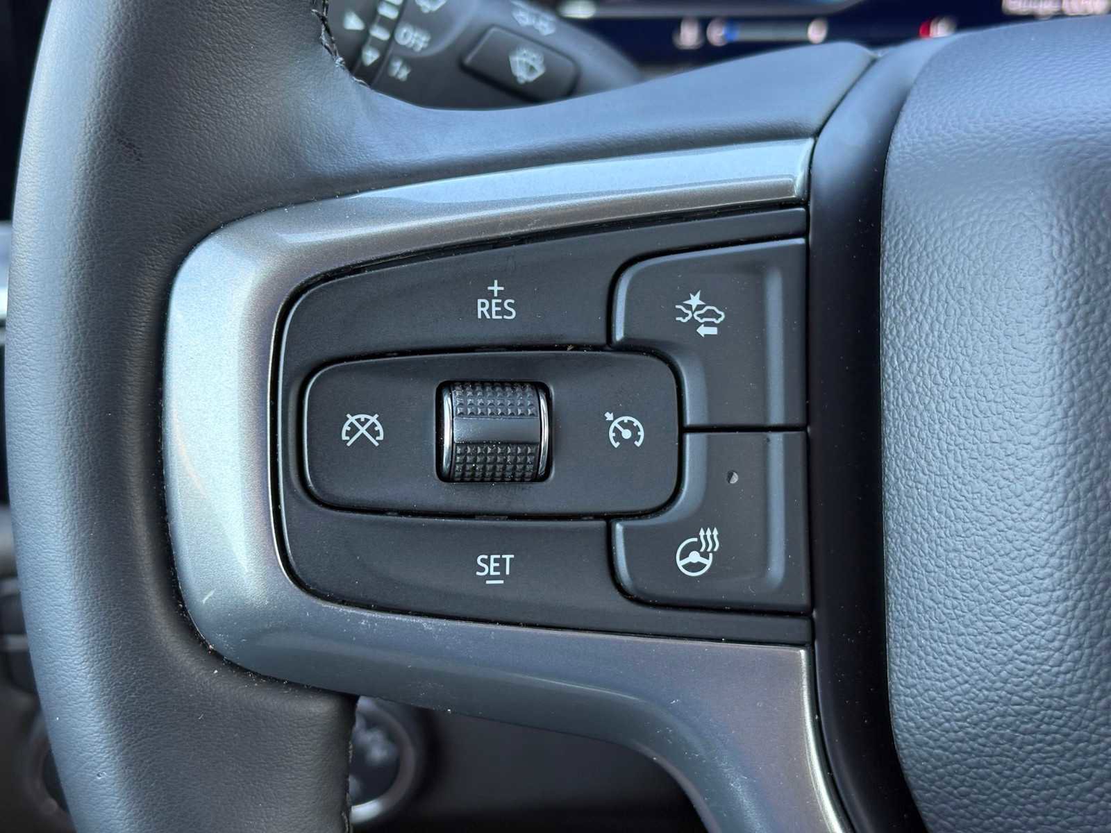 Used 2025 Chevrolet Silverado 1500 LT image 19