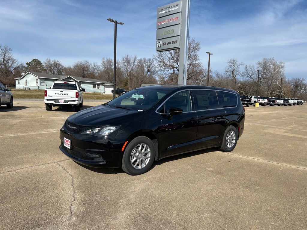 New 2026 Chrysler Voyager LX image 1