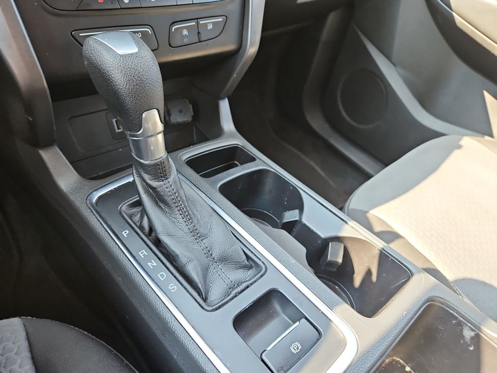 Used 2017 Ford Escape SE AWD/4WD image 26