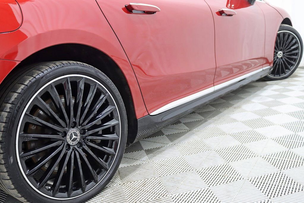 Used 2023 Mercedes-Benz EQE 500 4MATIC Sedan image 11