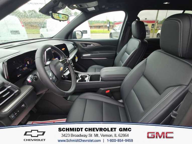 New 2026 Chevrolet Traverse LT w/ Sun and Wheel Package FWD image 13