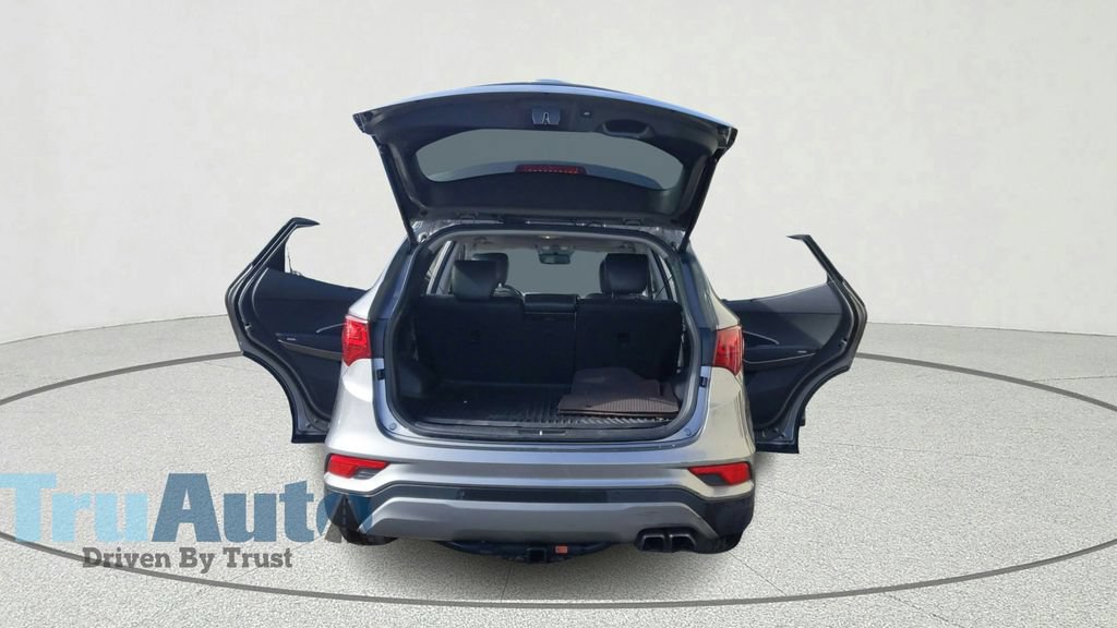 Used 2018 Hyundai Santa Fe Sport FWD image 14