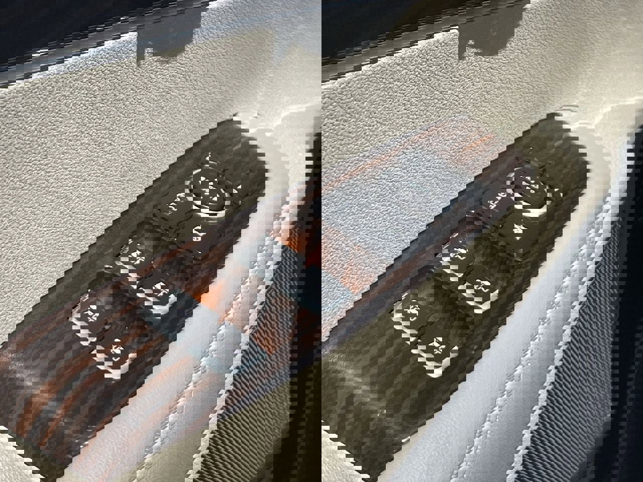 Used 2019 Kia Sorento EX image 13