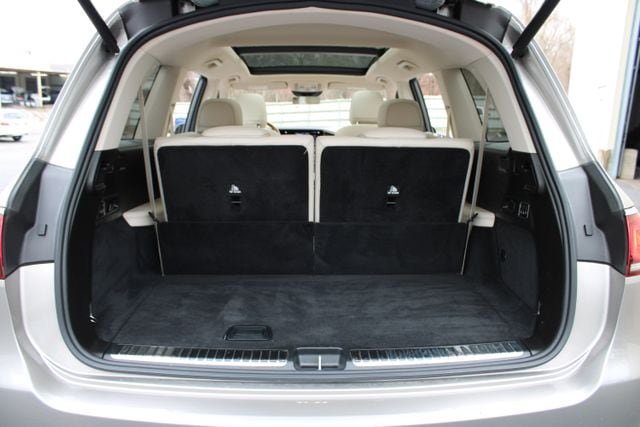 Used 2022 Mercedes-Benz GLS 450 4MATIC image 24