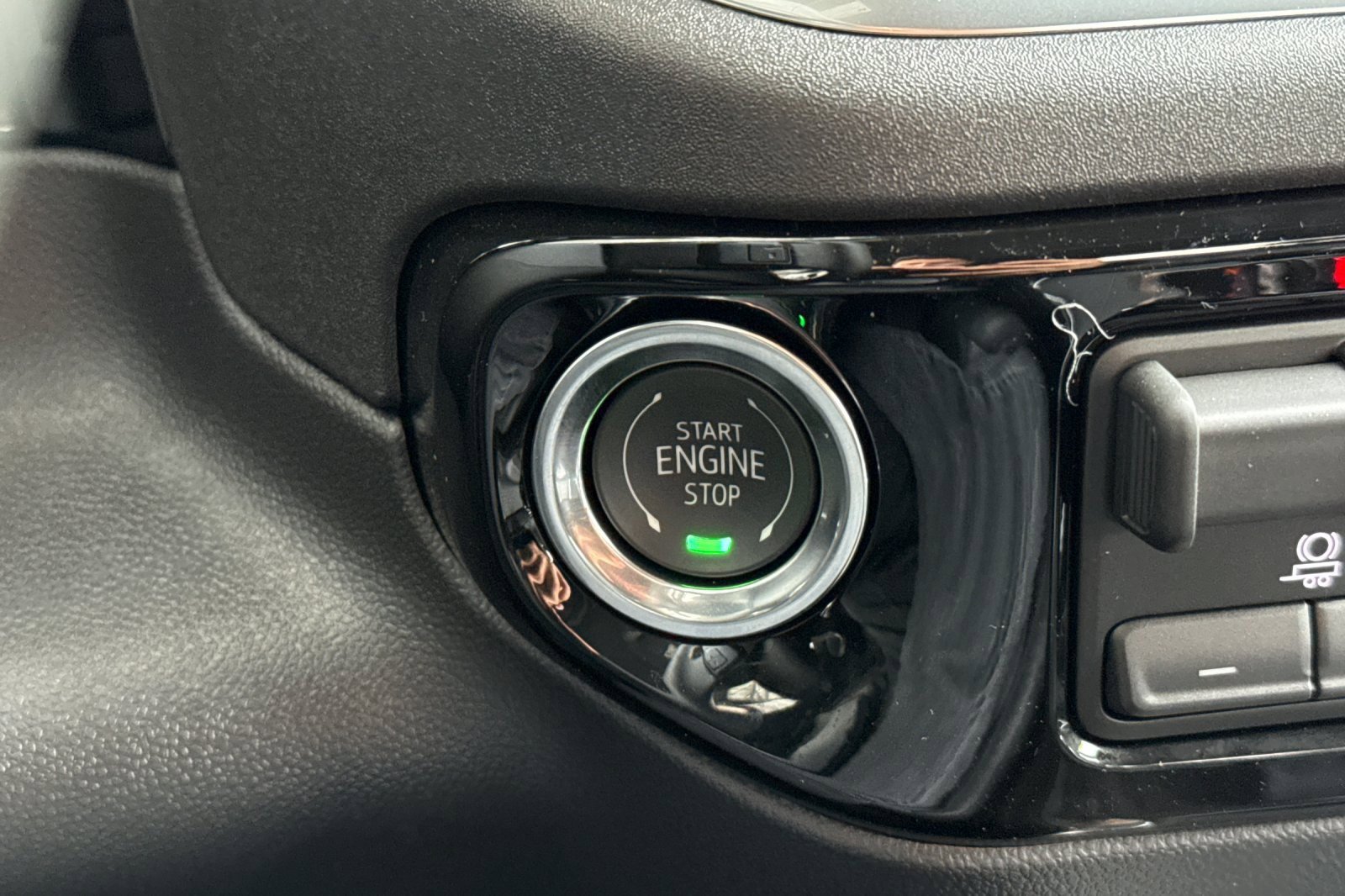 New 2026 GMC Sierra 1500 SLT w/ SLT Premium Package image 23