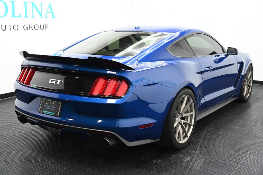 Used 2017 Ford Mustang GT Premium w/ GT Performance Package RWD image 3