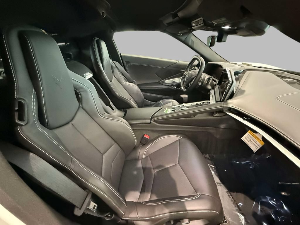 Used 2026 Chevrolet Corvette Z06 RWD image 14