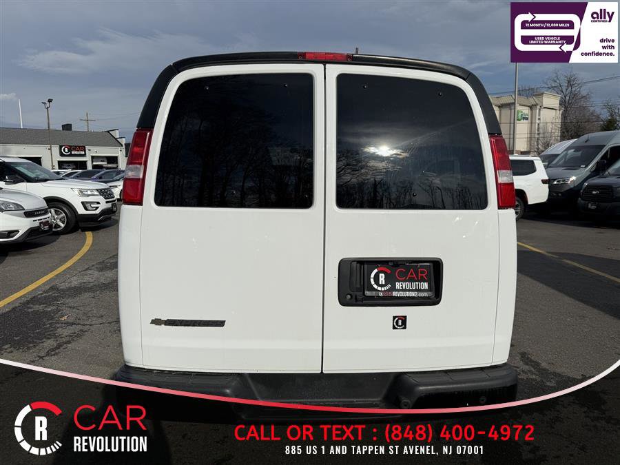 Used 2023 Chevrolet Express 3500 LS RWD image 5