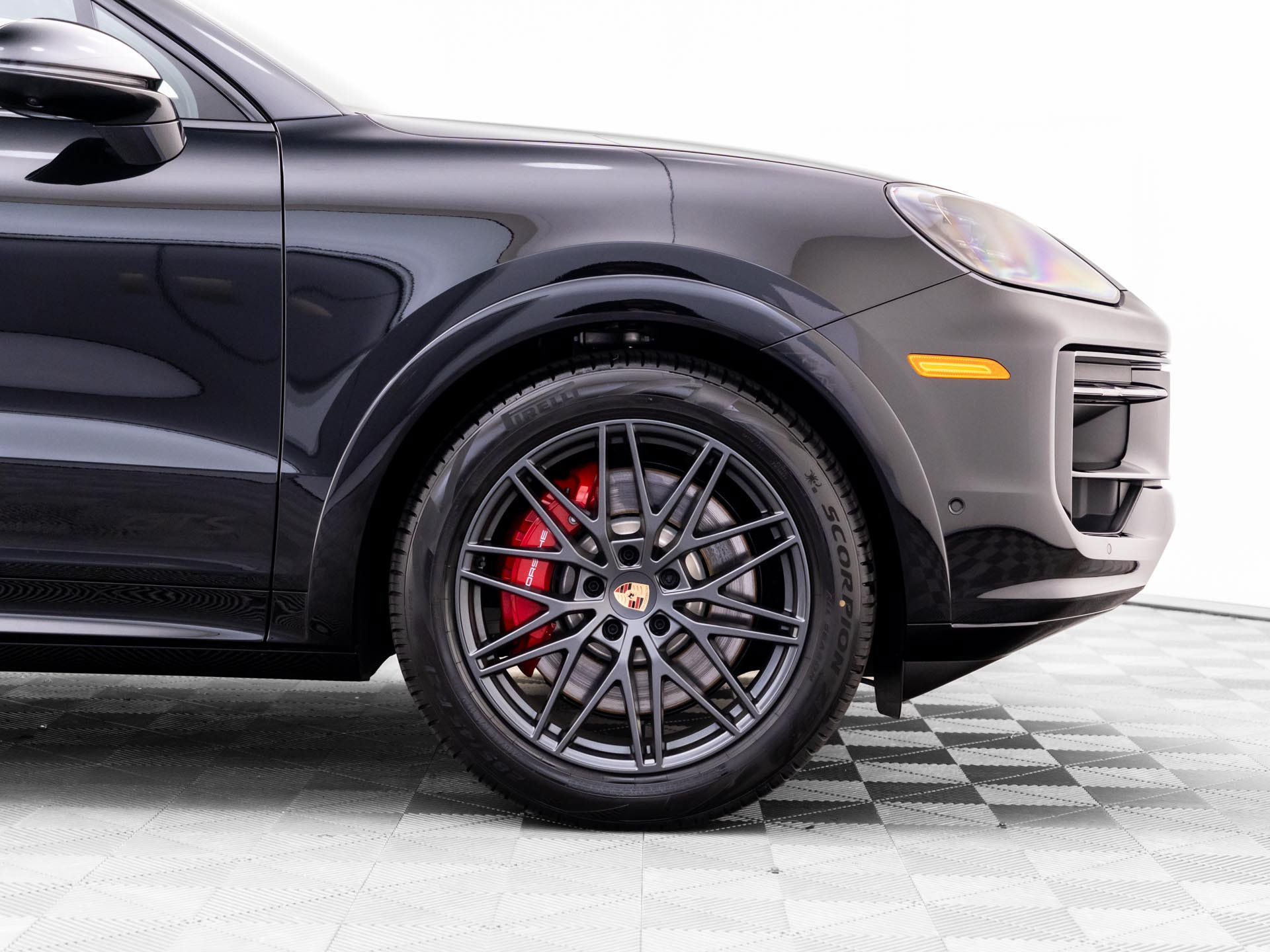 New 2027 Porsche Cayenne GTS AWD/4WD image 36