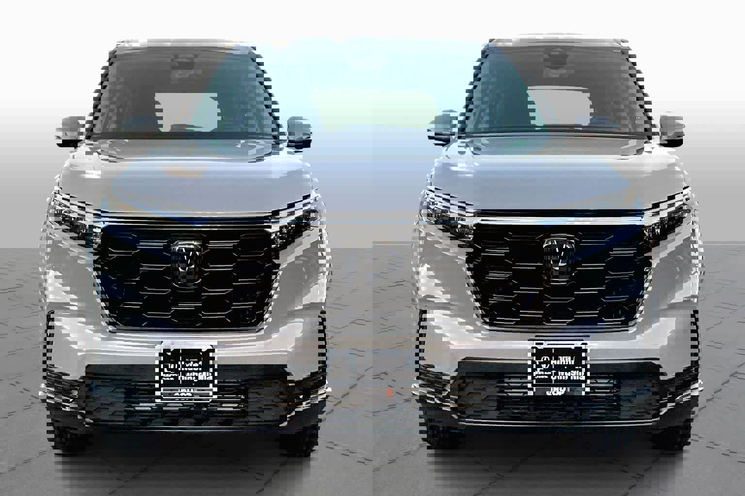 Used 2023 Honda CR-V LX image 3