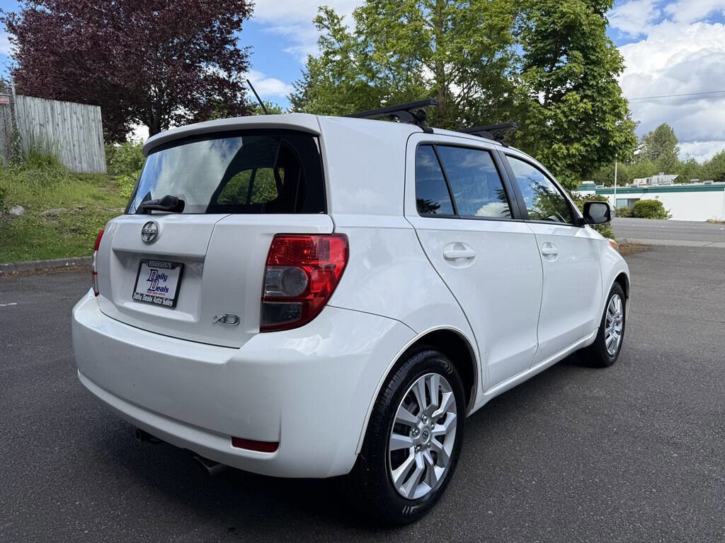 Used 2009 Scion xD FWD image 3