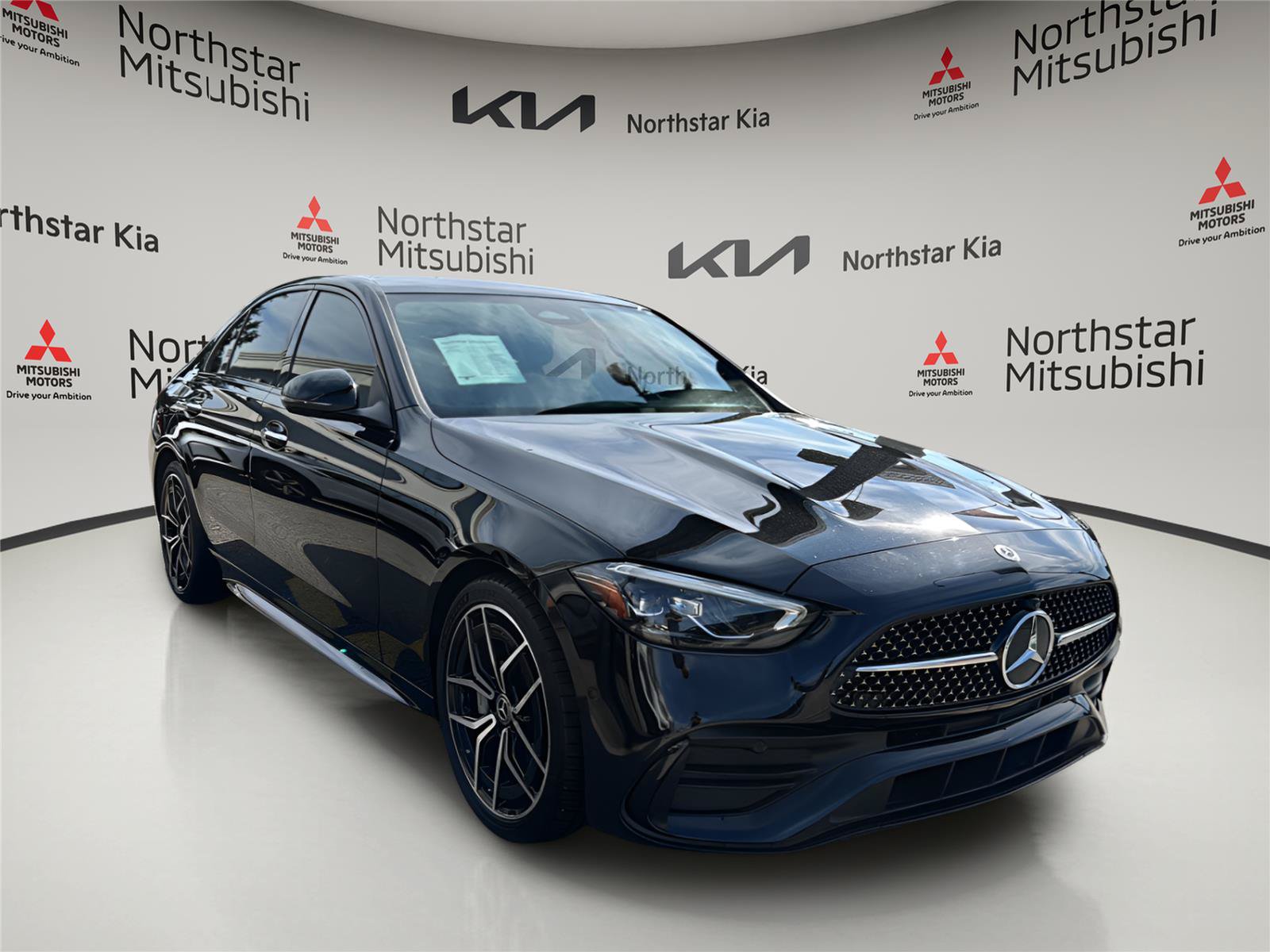 Used 2023 Mercedes-Benz C 300 Sedan image 11