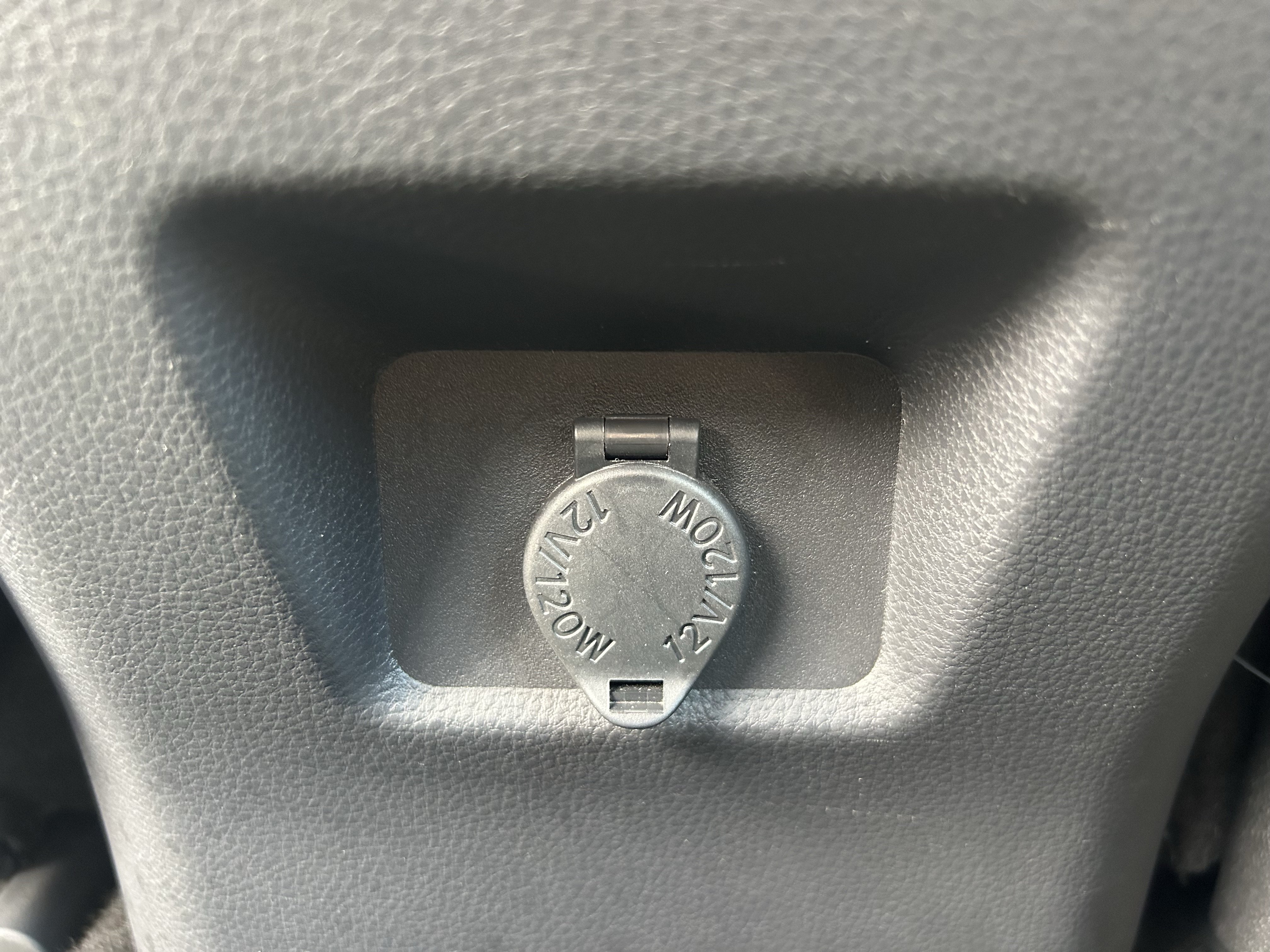 Certified 2025 Toyota RAV4 LE AWD/4WD image 19