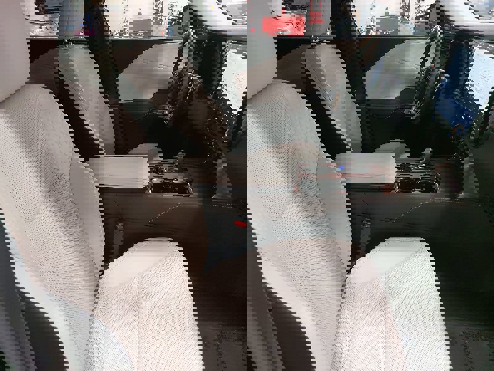 Used 2024 Lexus RX 350 Premium image 10