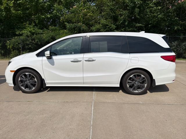 Used 2024 Honda Odyssey Elite image 2