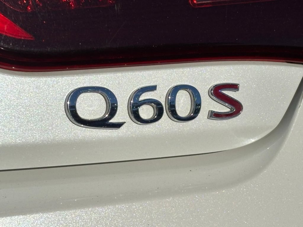 Certified 2022 INFINITI Q60 Red Sport 400 w/ Cargo Package RWD image 8