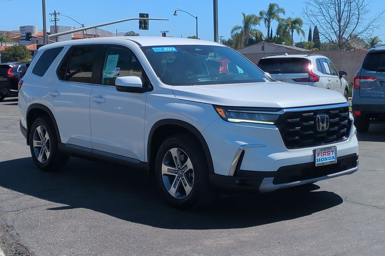 Certified 2023 Honda Pilot EX-L image 3
