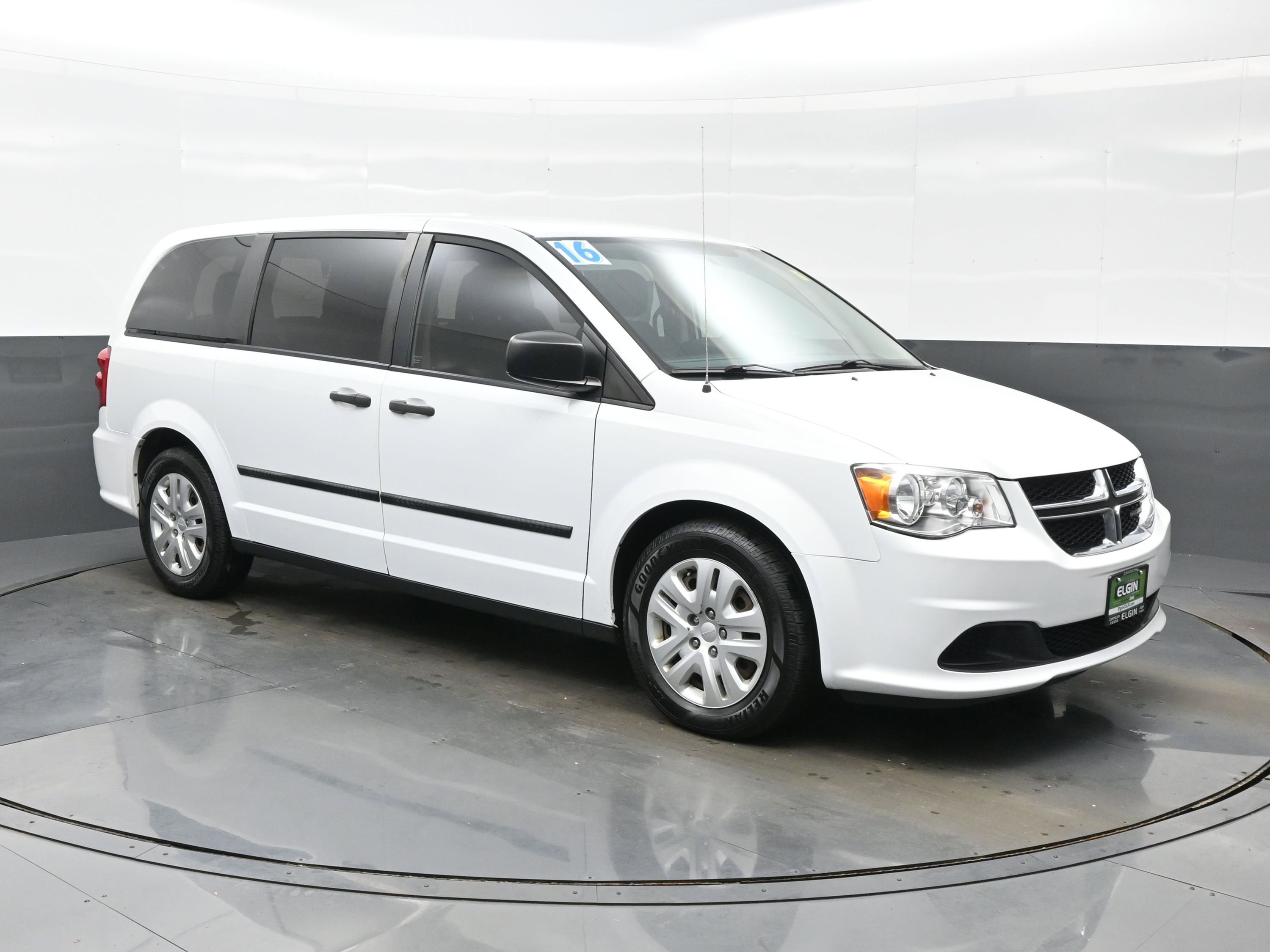 Used 2016 Dodge Grand Caravan American Value Package image 8