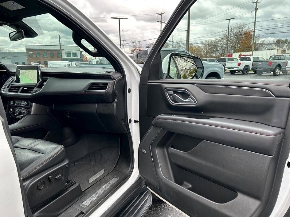 Used 2022 Chevrolet Tahoe RST w/ Luxury Package image 33