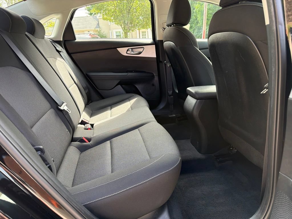 Certified 2022 Kia Forte LXS FWD image 27