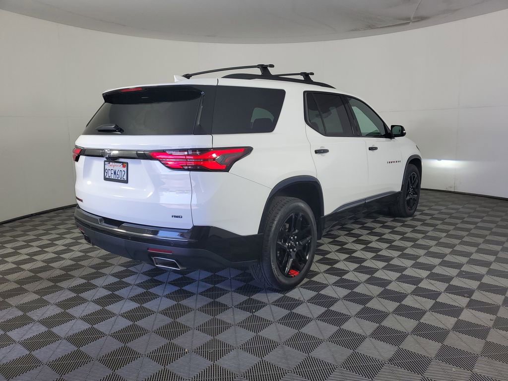 Used 2023 Chevrolet Traverse Premier w/ Redline Edition image 4