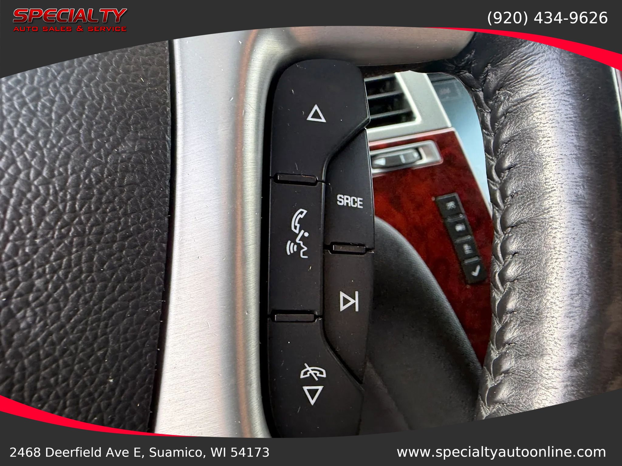 Used 2011 Cadillac Escalade AWD w/ Touring Package image 18