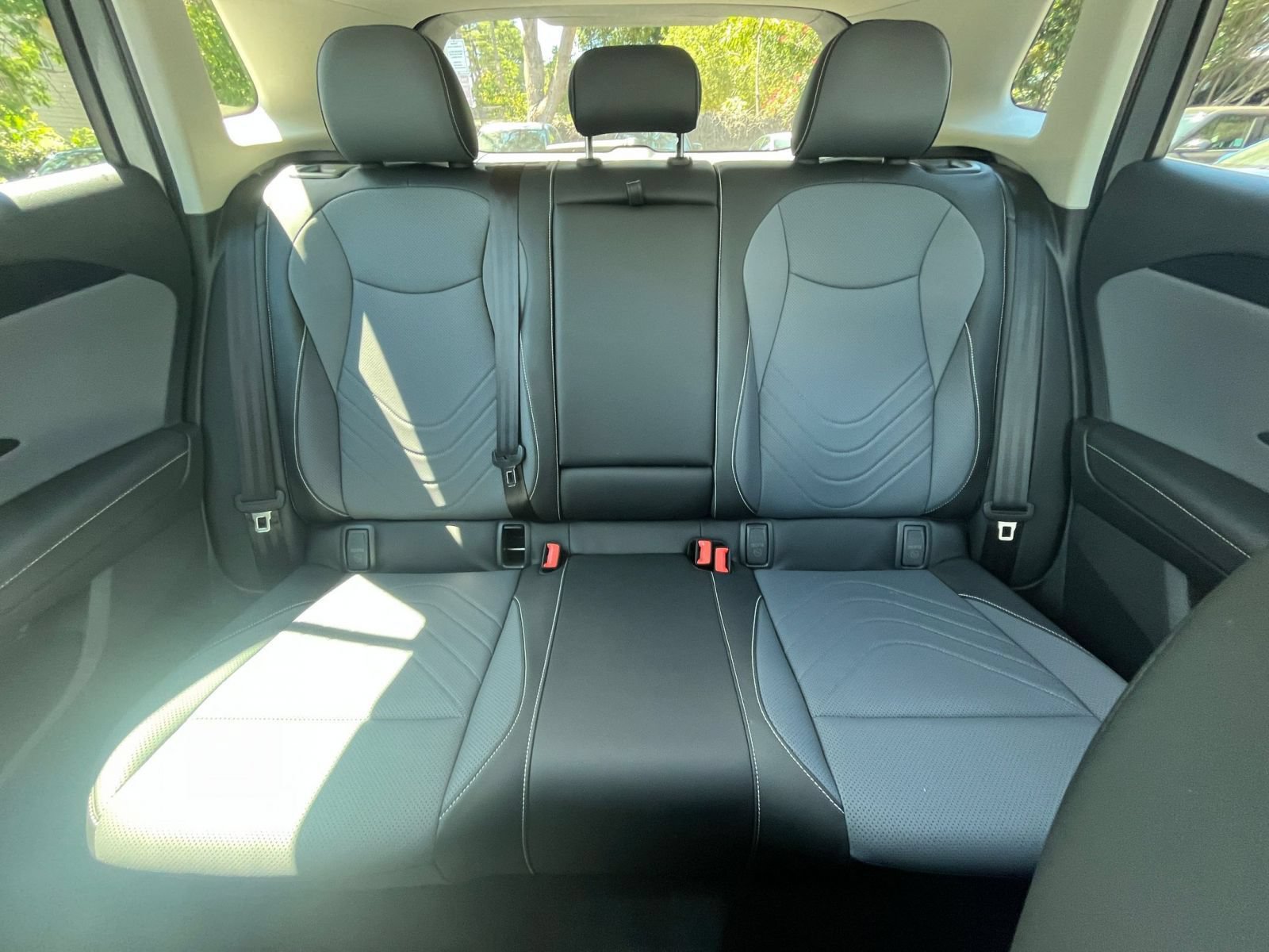 Used 2026 Volkswagen Tiguan SE AWD/4WD image 39