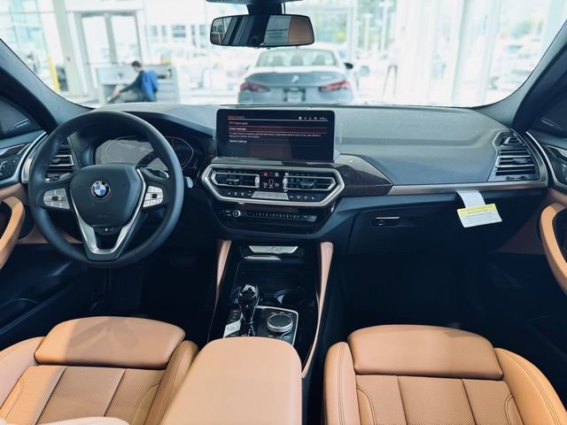 New 2025 BMW X4 xDrive30i w/ Premium Package image 23