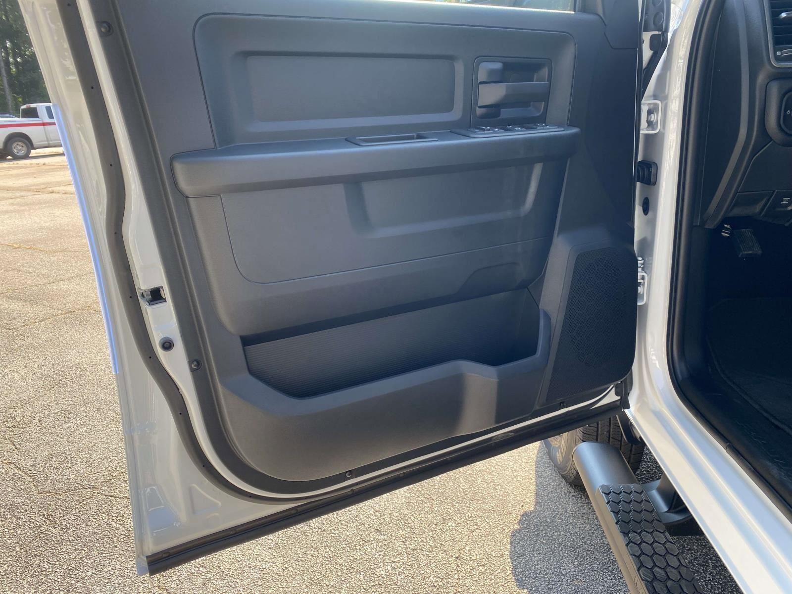 New 2026 RAM 3500 Tradesman image 17