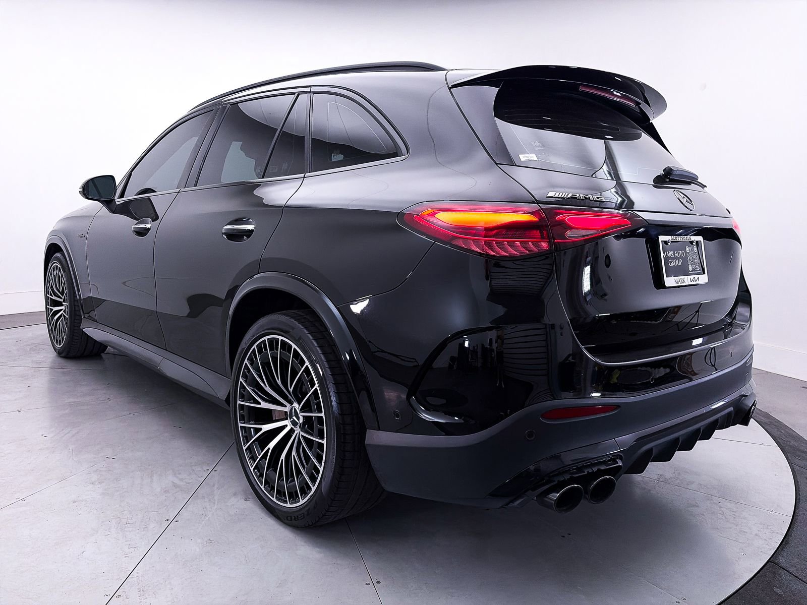 Used 2024 Mercedes-Benz GLC 43 AMG 4MATIC image 16